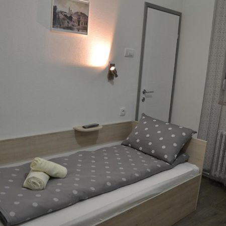 Apartments Pandora Jagodina Bagian luar foto